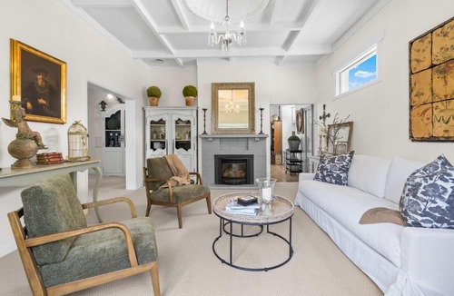 Claudelands House | Elegant Character Villa - Walk to Claudelands