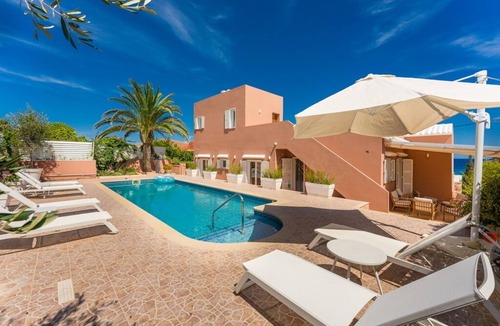 Punta Prima Villa | Elegant villa next to the beach in Punta Prima