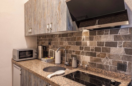 Cihangir Apartment | Element Garden