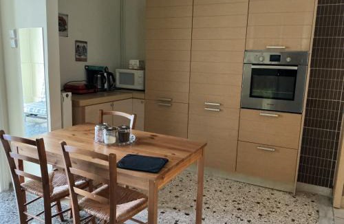 Nikaia-Agios Ioannis Rentis Apartment | Eleni's apartment