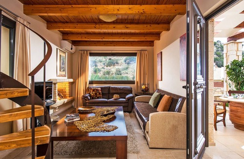 Palaiokastro Villa | Elia Villa 6, with pool near the sea, taverns & Heraklion