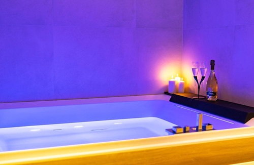 Reggio Calabria House | Elite Accommodations & Hydromassage Pool