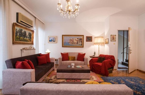 Athens City Centre Apartment | Elli's luxury, large apt in the center of Athens