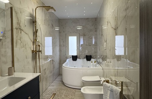 Siderno Marina Bed & Breakfast | Emerella Luxury Suites-Siderno Lungomare