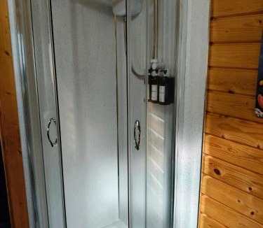 Inverness Ski Chalet | Emili Fois
