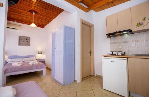Thasos Apartment | Emilia's House
