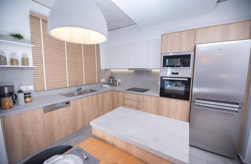 Agia Pelagia Villa | Emmeleia mare new building maisonette with pool, seaview, 3 min from the beach
