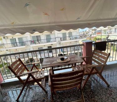 Paralia Dionysiou Apartment | Epsilon Apartment