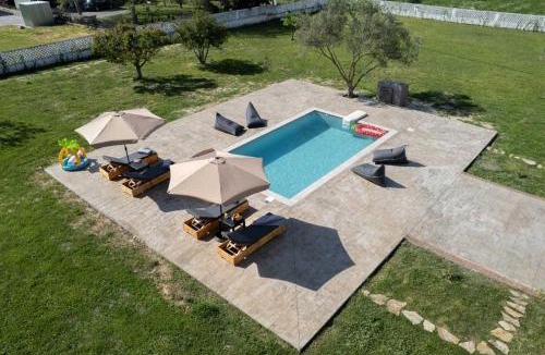 Thermi Villa | ErDILNa Villa