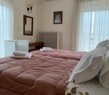 Loutra Ypatis Hotel | Ermis