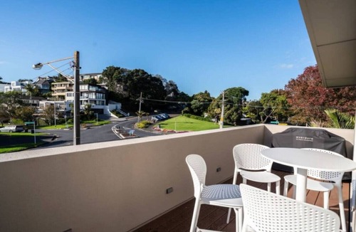 Mission Bay Apartment | Escape to a Private Beachside Family Retreat