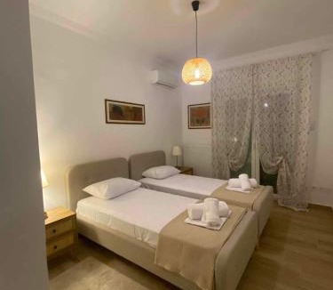 Serres Apartment | Eva's Suite