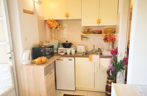 Megalo Metochi Apartment | Evli Luxury self catering apartments 7minutes walk down to center of Rethymno