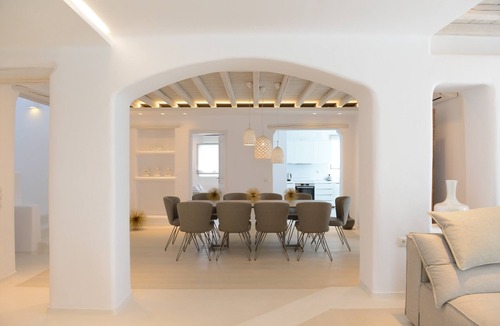 Elia Villa | Excellent Mykonos Villa | 7 Bedrooms | Villa Zircon | Great for a Larger Groups.