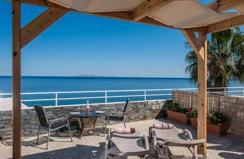 Malevizi Apartment | Exclusive Seaside Retreat : Apartment with terrace