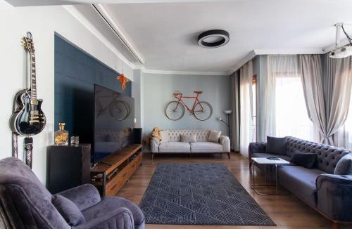 Moda Apartment | Exclusive Vibrant 3BR Duplex w Terrace in Kadıköy!