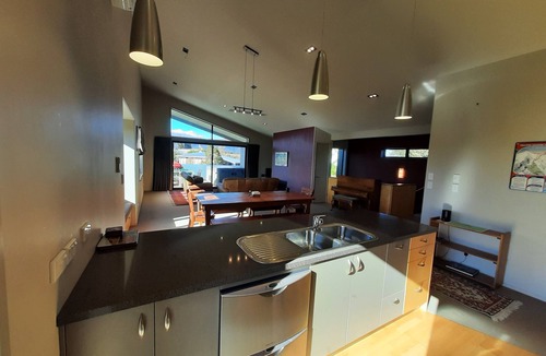 National Park Village House | Executive Stay Tongariro