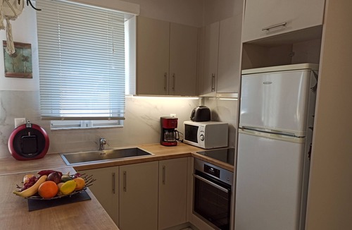 Agia Pelagia Apartment | EXPERIENCE & ENJOY SEA VIEW & SOUND OF THE WAVES (MAISONETTE DIM)
