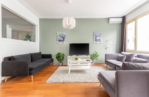 Goztepe Apartment | Exquisite Flat Near Bagdat Street in Kadikoy
