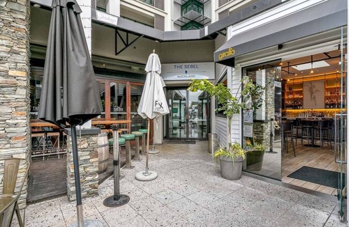 Auckland Central Business District Apartment | Extravagant Escape - Sebel