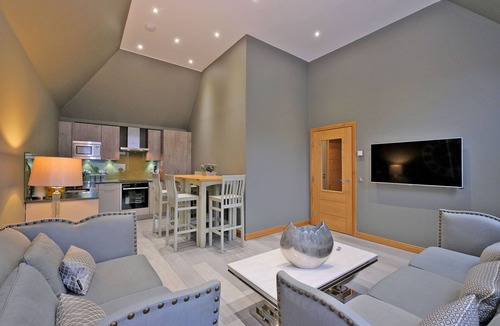 Bieldside Apartment | Fabulous Home in a historic building in Cults, Aberdeenshire