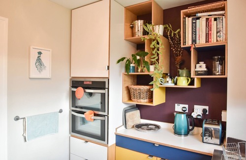 Portobello Apartment | Fabulous mid-century modern Edinburgh home by Portobello beach!