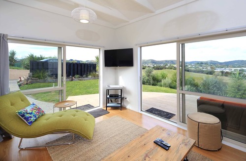 Waiheke Island Apartment | Fairview Apartment - Unit 1 | Stay Waiheke