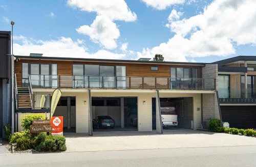 Lowburn Hostel | Falcon's Nest