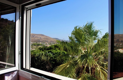 Lagonissi Villa | Family-friendly Villa with big private pool near picturesque beaches