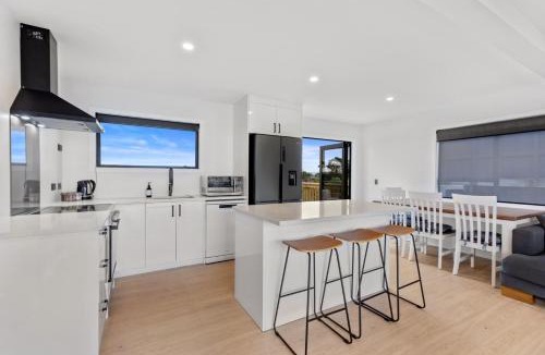 Pukehina House | Family Holiday at the Beach!