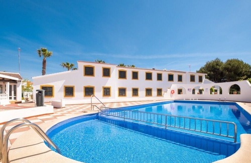 Cala'n Bosch Apartment | Fantastic Apartment with Pool, Balcony and Wi-Fi