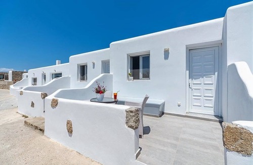 Glastros Apartment | Fantastic studio apartment for 2 people with