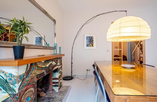 Nisantasi Apartment | Fascinating Flat near City's Mall with Terrace