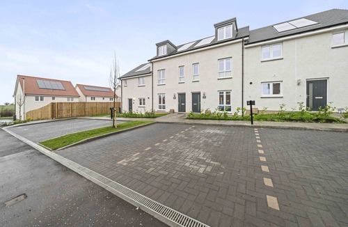 Dalkeith House | Fern Walk Modern 3 Bedroom House - Dalkeith