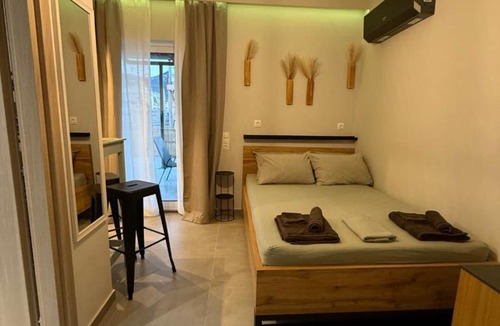 Glyfada Apartment | FiftyFiveLoft in Ano Glyfada