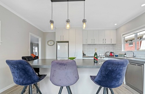 Springfield House | Figtree Bungalow – Rotorua Holiday Home