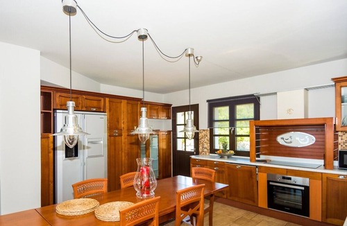 Karavados Villa | Filon Ktima Beachfront Upscale Villa
