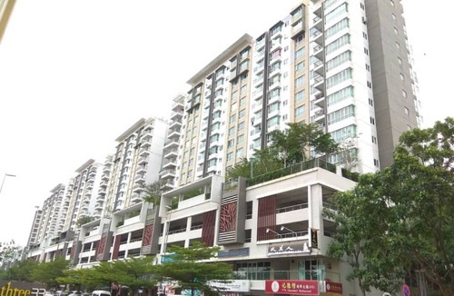 Taman Kepong Condo | first residensi kepong nice homestay