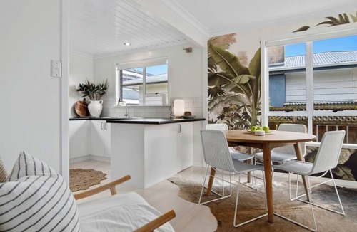 Omanu House | Five Palms Luxury Beach Escape