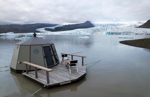 Hofn Boat Rental | Fjallsarlon - Overnight adventure