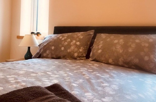 Kirkwall Condo | Flat Three At The Store - Self-Catering in the Heart of Kirkwall