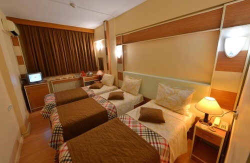 Bakırkoy Hotel | FLORYA PARK HOTEL