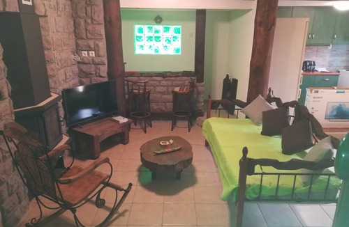 Pangaio House | FOR FAMILY & FRIENDS