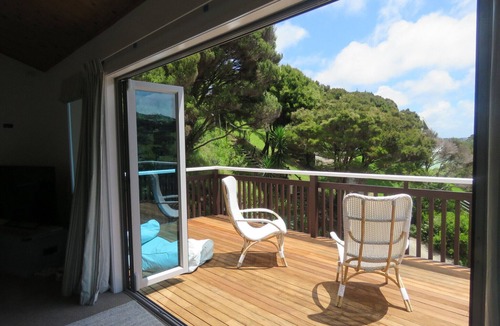 Karkari Peninsula House | Forbes Hillside Hideaway