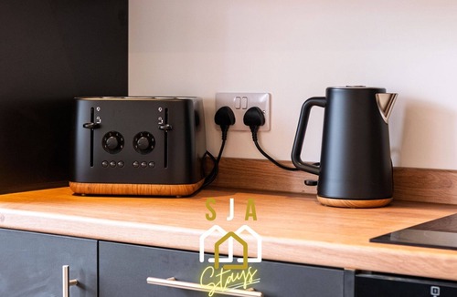Peterhead Apartment | Forrest Road Stay - SJA Stays - Modern 2 Bed