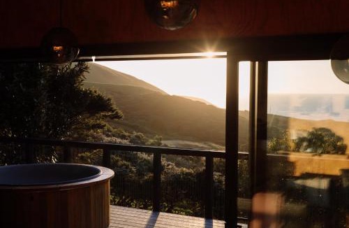 Raglan Apartment | Foudre Suite with Hot Tub at Barrelled Wines Raglan