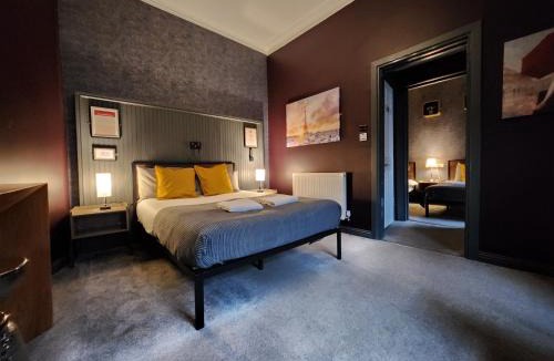 Tollcross House | Frederick Douglass - Rooms In The City