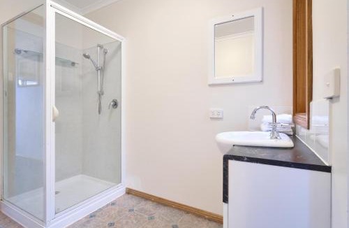 Coles Bay House | Freycinet Sanctuary 5