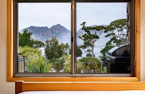 Coles Bay Apartment | Freycinet Stone Studio 5 - Greystone