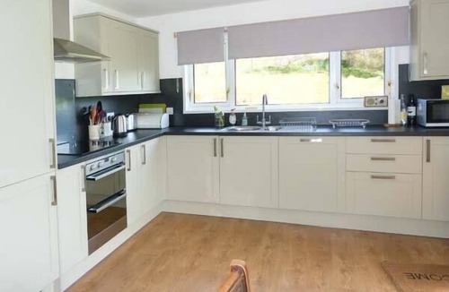 Newtonmore Cottage | FRONTHILL, pet friendly, character holiday cottage in Newtonmore